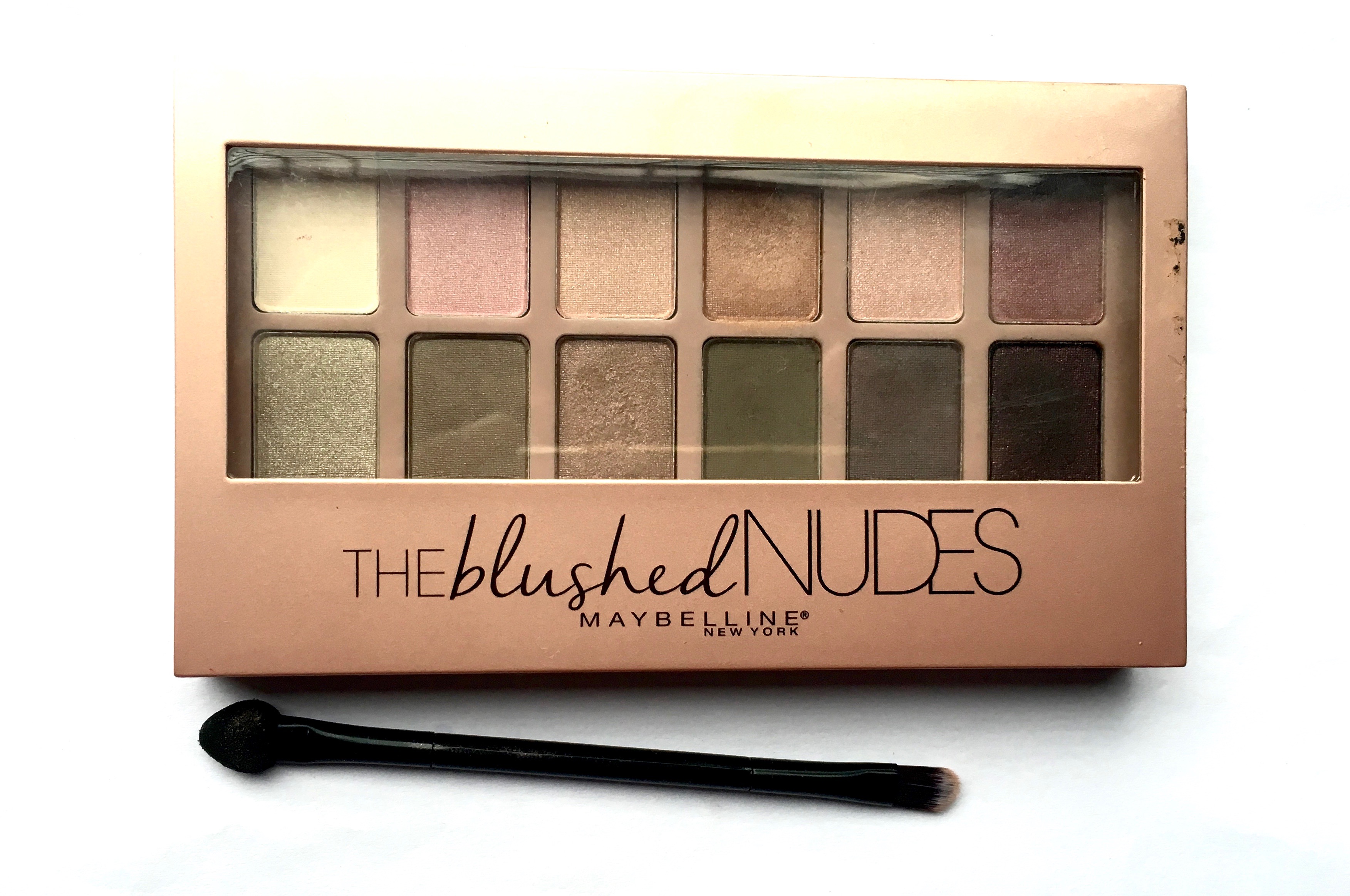 maybelline blushed nudes palette review